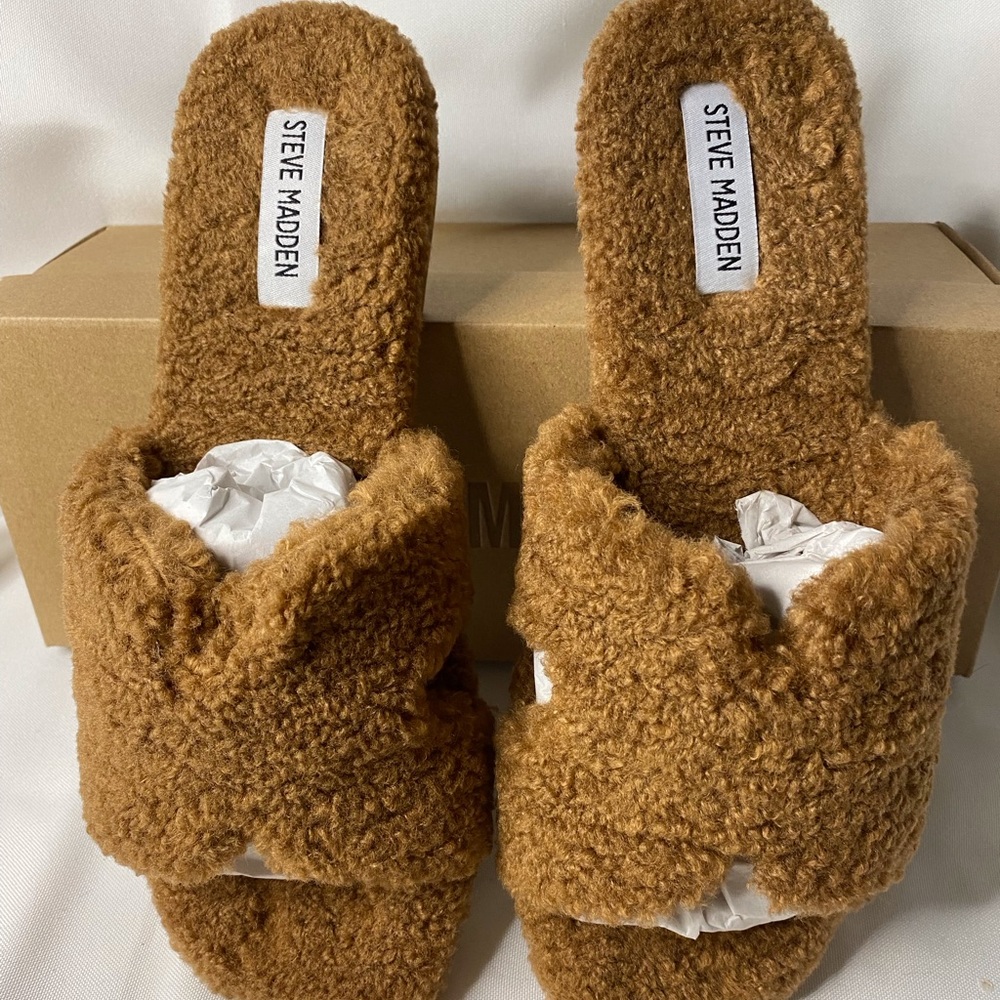 Steve Madden faux fur house shoes 7.5 $25